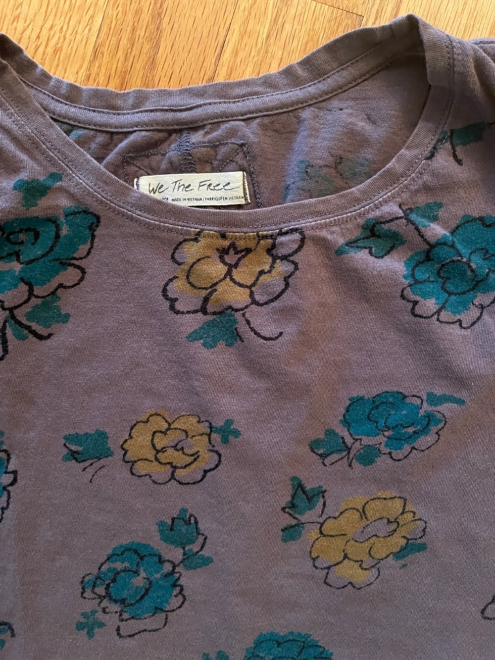 Vintage Floral Short Sleeve Tee in Lavender - Unbranded - Picture 2 of 4